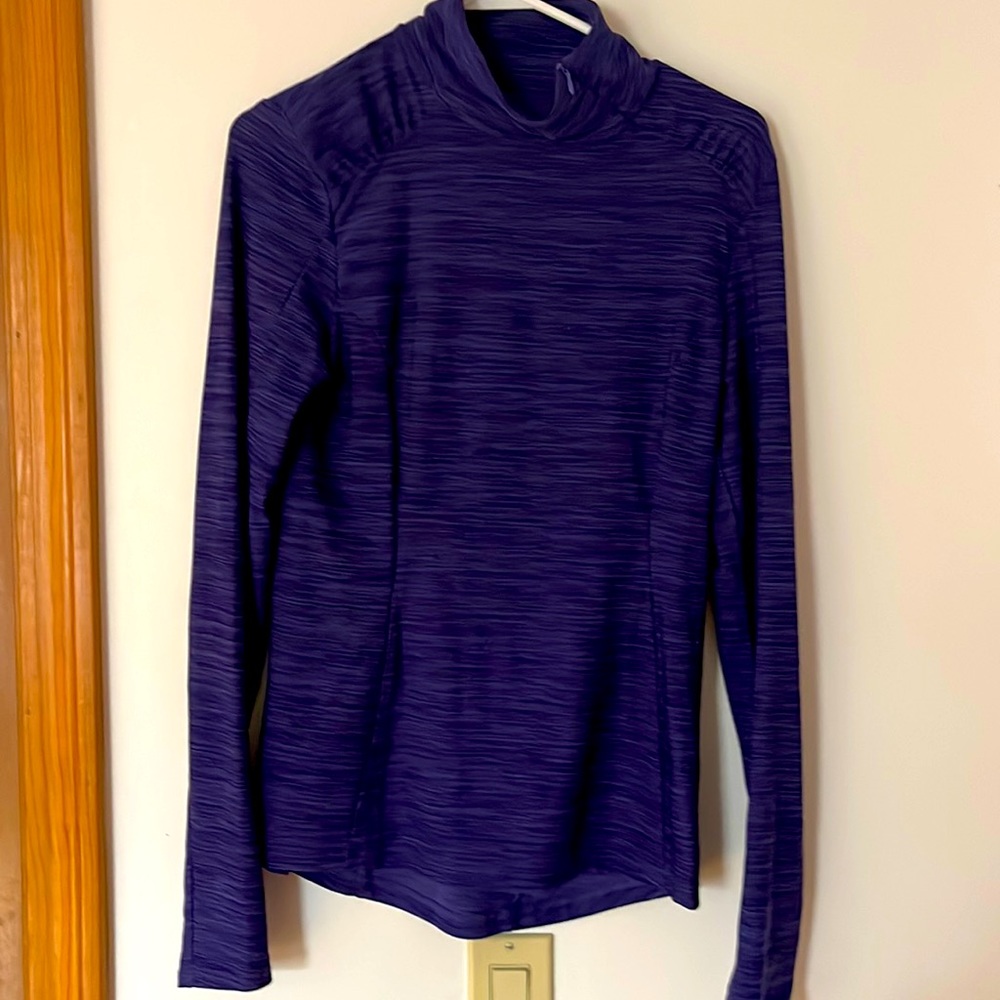 Athleisure top
